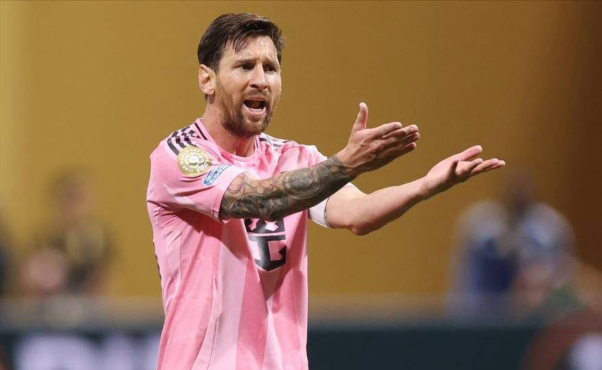 开云体育平台APP-莱比锡红牛血洗AC米兰，梅西惊艳世界