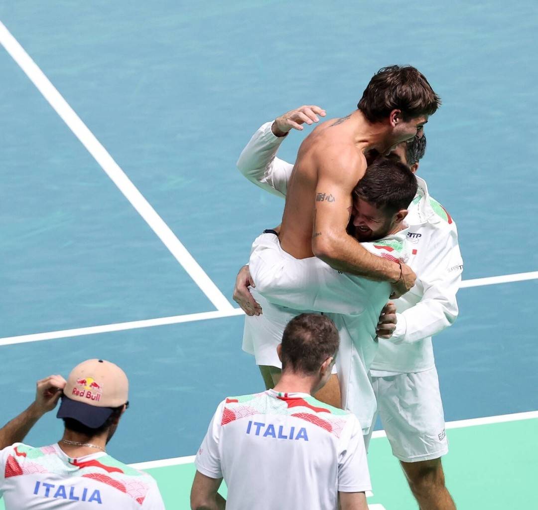 开云体育在线-戴维斯杯鏖战ATP总决赛，辛纳关键制胜