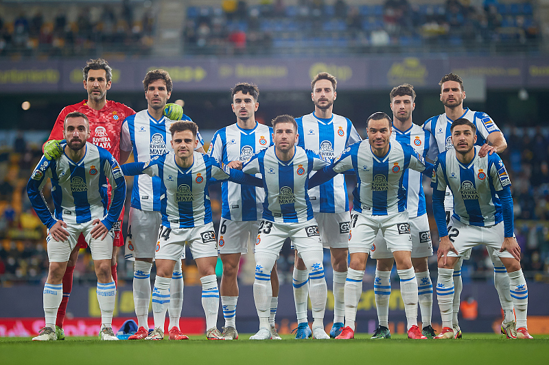 开云体育入口-法兰克福客场取分，稳居中游位置