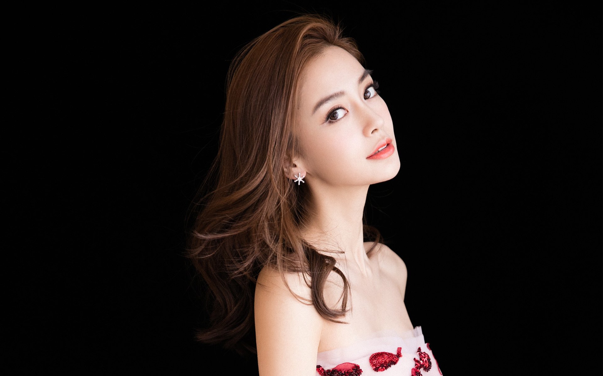 当伊布式霸气附体，奥地利3-0打穿土耳其的战术密码