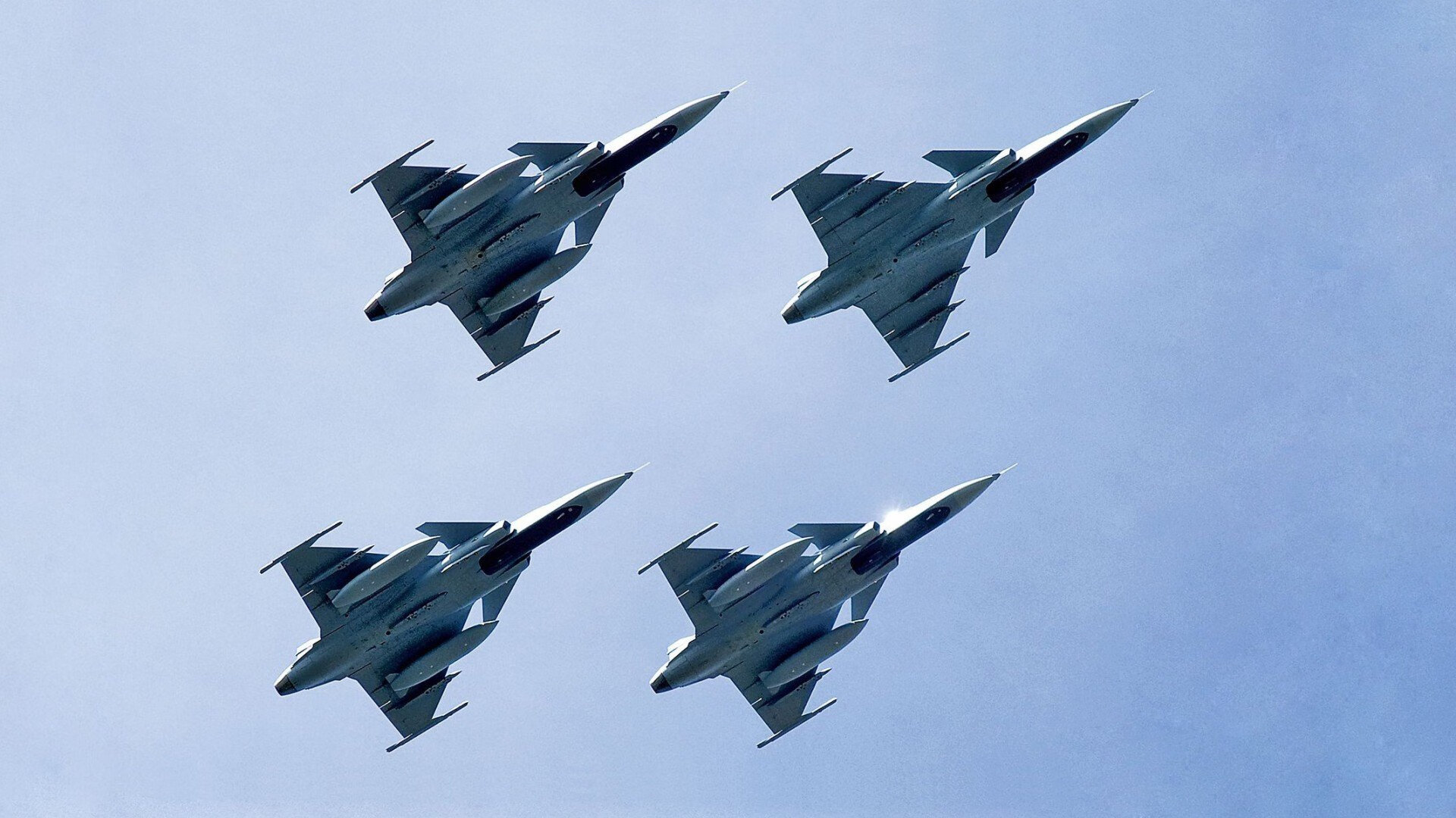 开云体育平台APP-铁血兵工厂的沙漠风暴，阿森纳欧冠决赛正面击溃沙特金元帝国